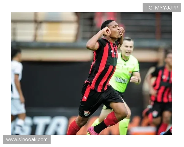 罗帅称埃斯特旺天赋佩德罗居中 罗帅称埃斯特旺天赋佩德罗居中